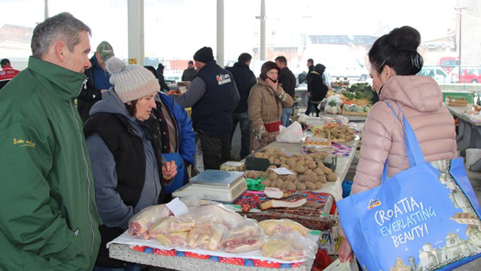 Gradska tržnica Slavonski Brod