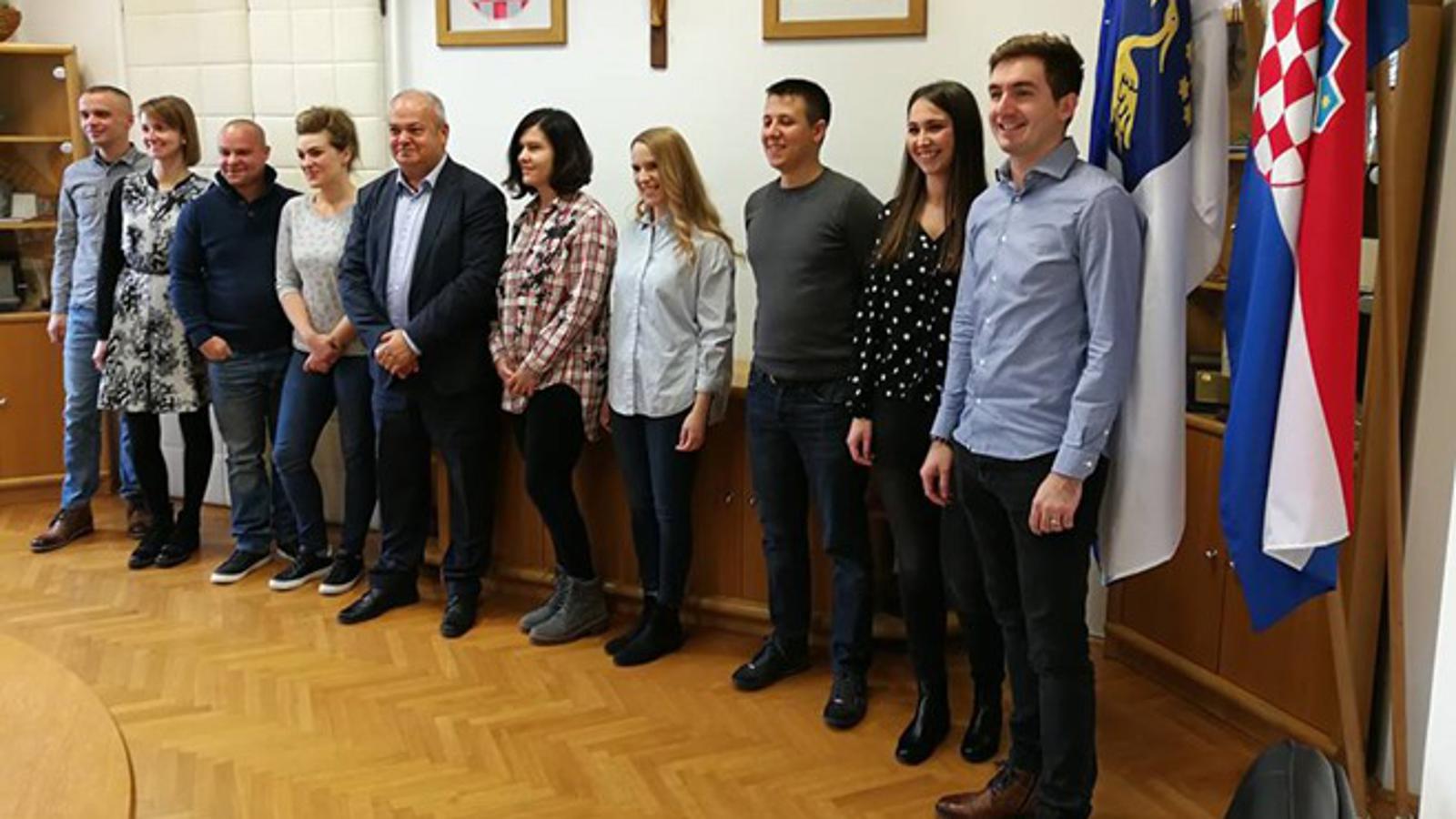 Mlade obitelji s gradonačelnikom Mirkom Dusparom