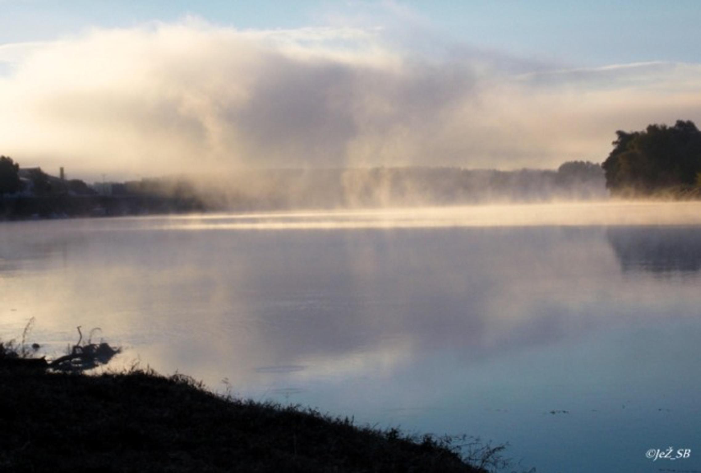 Dizanje magle iznad Save