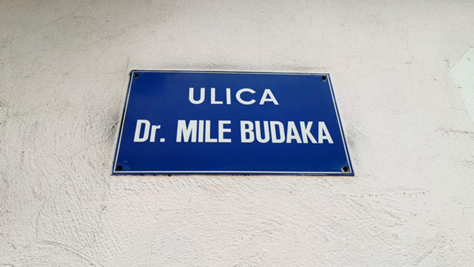 Ploča u Budakovoj ulici koja će uskoro postati dio prošlosti