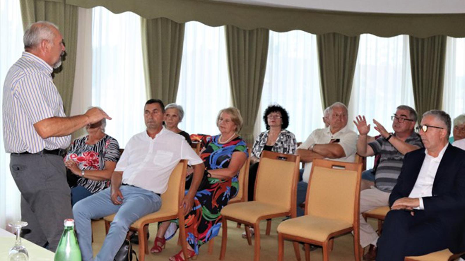Silvano Hrelja na tribini Udruge „Obzorja sreće"