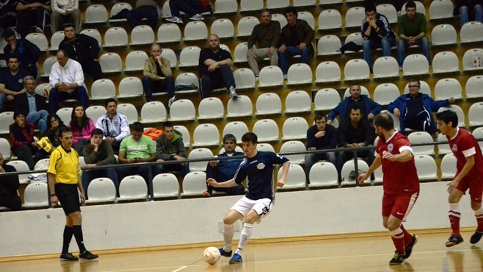 Detalj iz utakmice Brod 035 (crveni) - Uspinjača