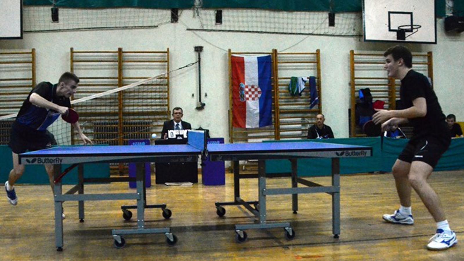 Majstorović (lijevo) i Hrelec odigrali su vrhunski stolni tenis