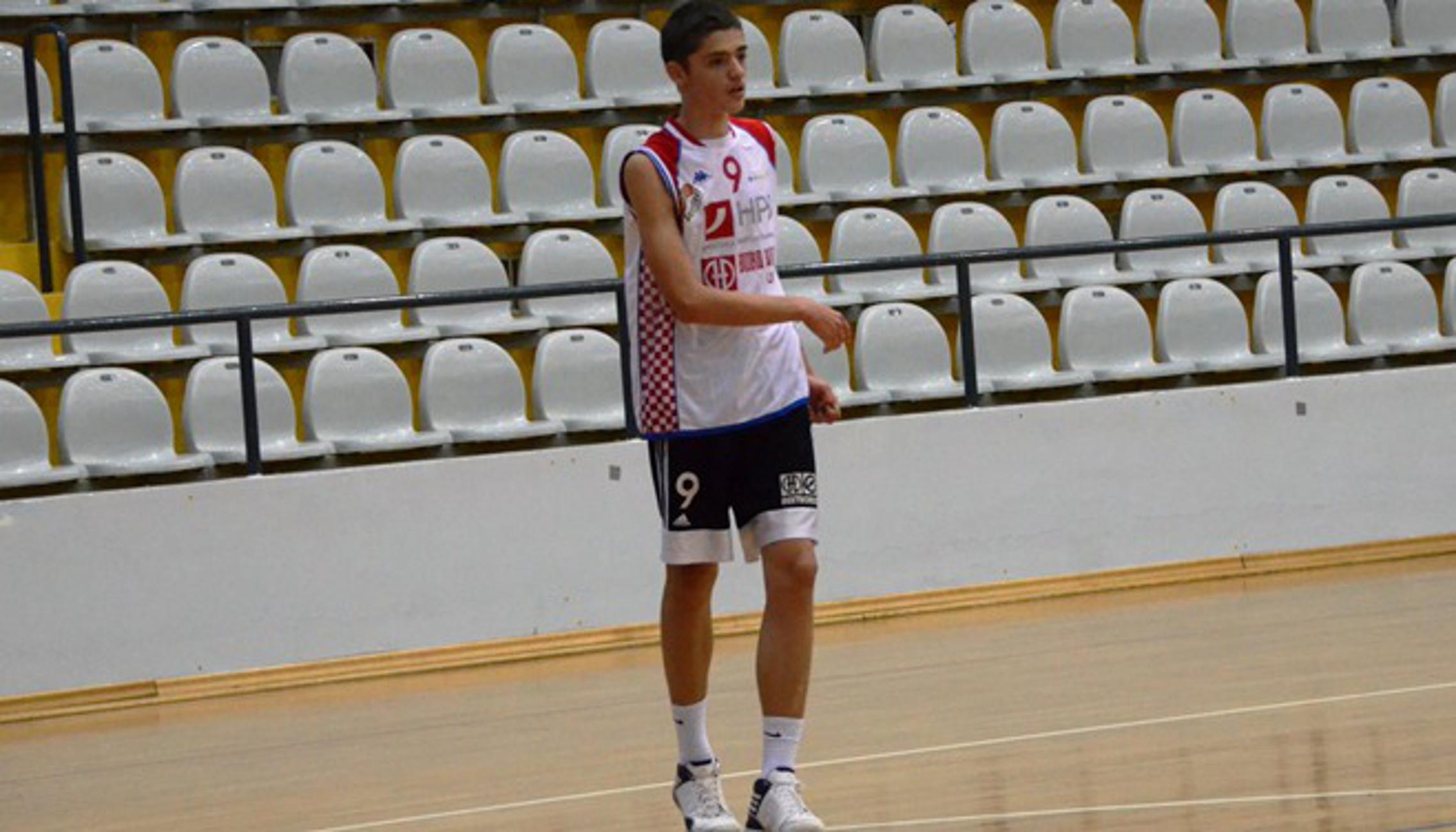 Tino Šebalj