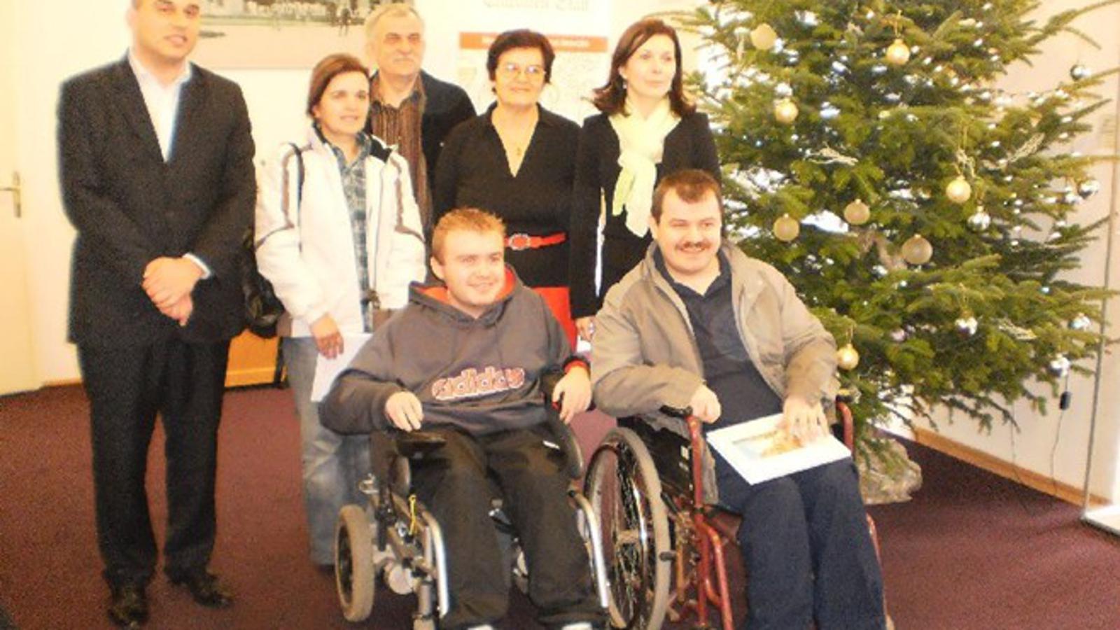 Zamjenici gradonačelnika Ilijana Vrbat Pejić i Zoran Ivanović sa Danielom Vuićem i Jocom Dujanović