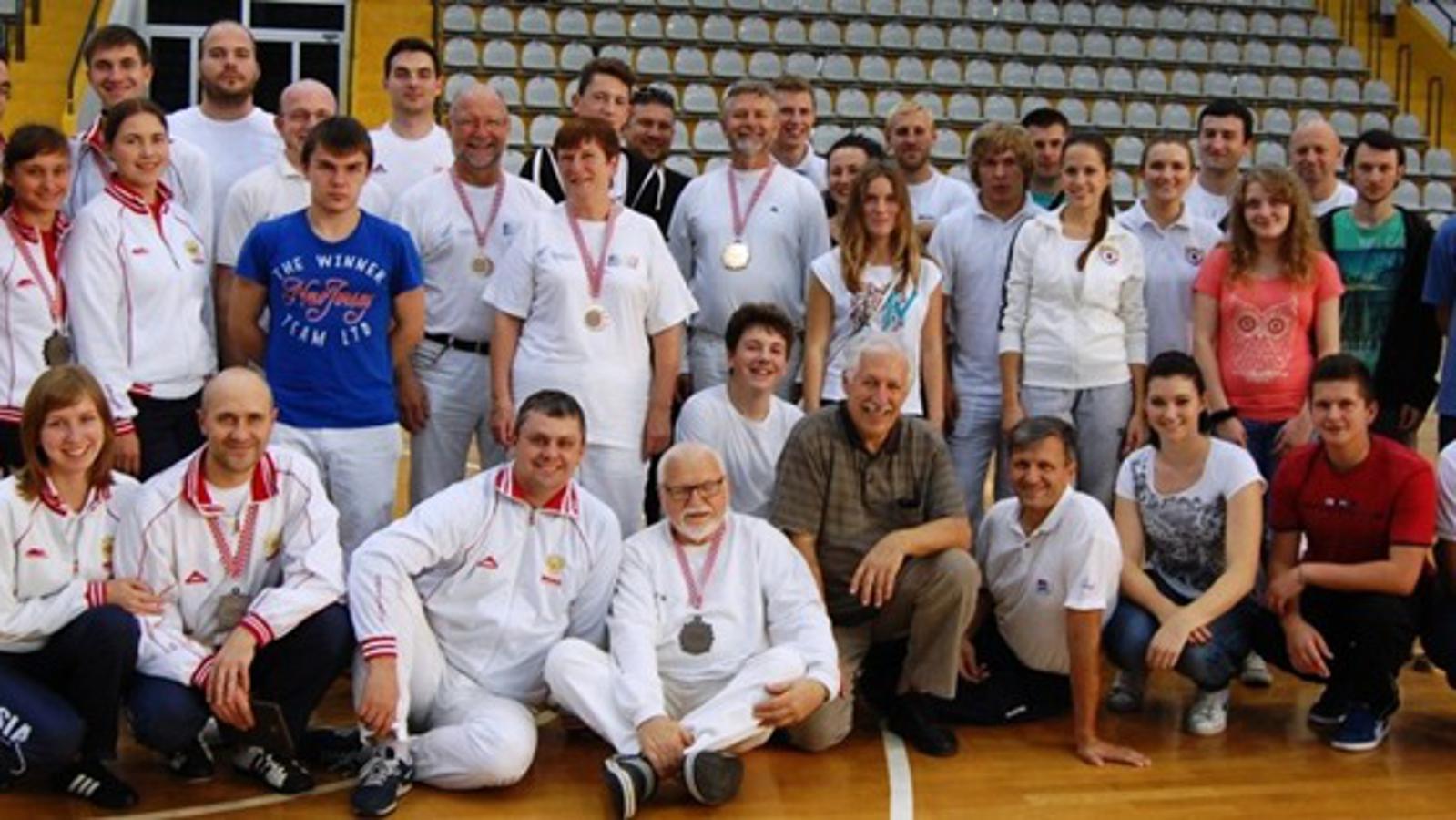 Zajednička fotografija svih sudionika 9. Europa cupa