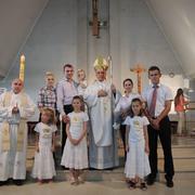 Biskup Škvorčević krstio dječaka Luisa, peto dijete obitelji Kantor