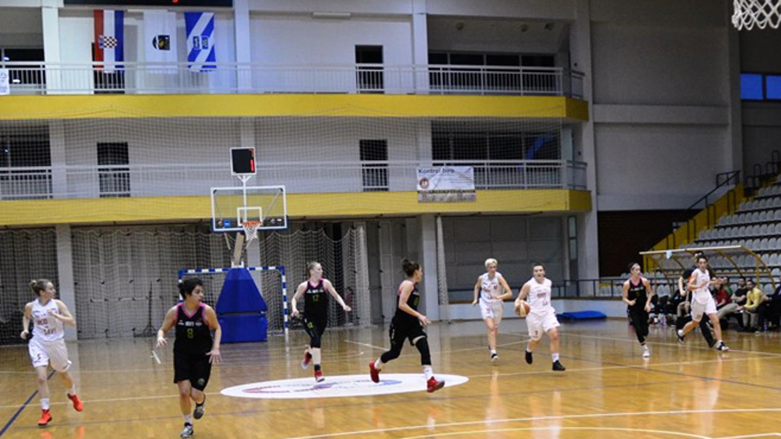 Košarkašice Broda na Savi (bijele) u subotu gostuju u Virju