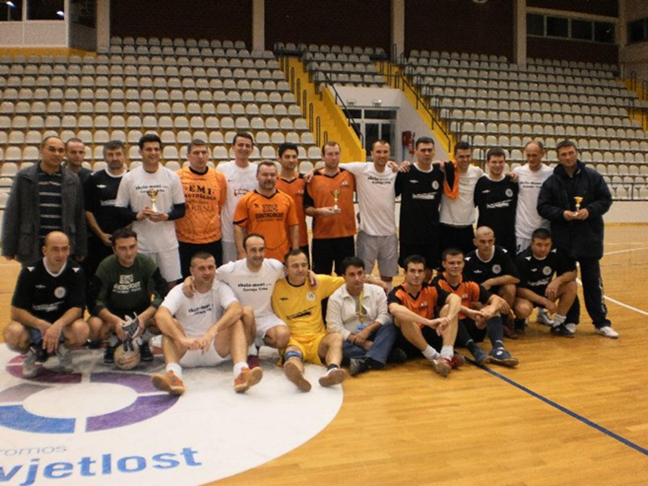 Sudionici humanitarnog turnira