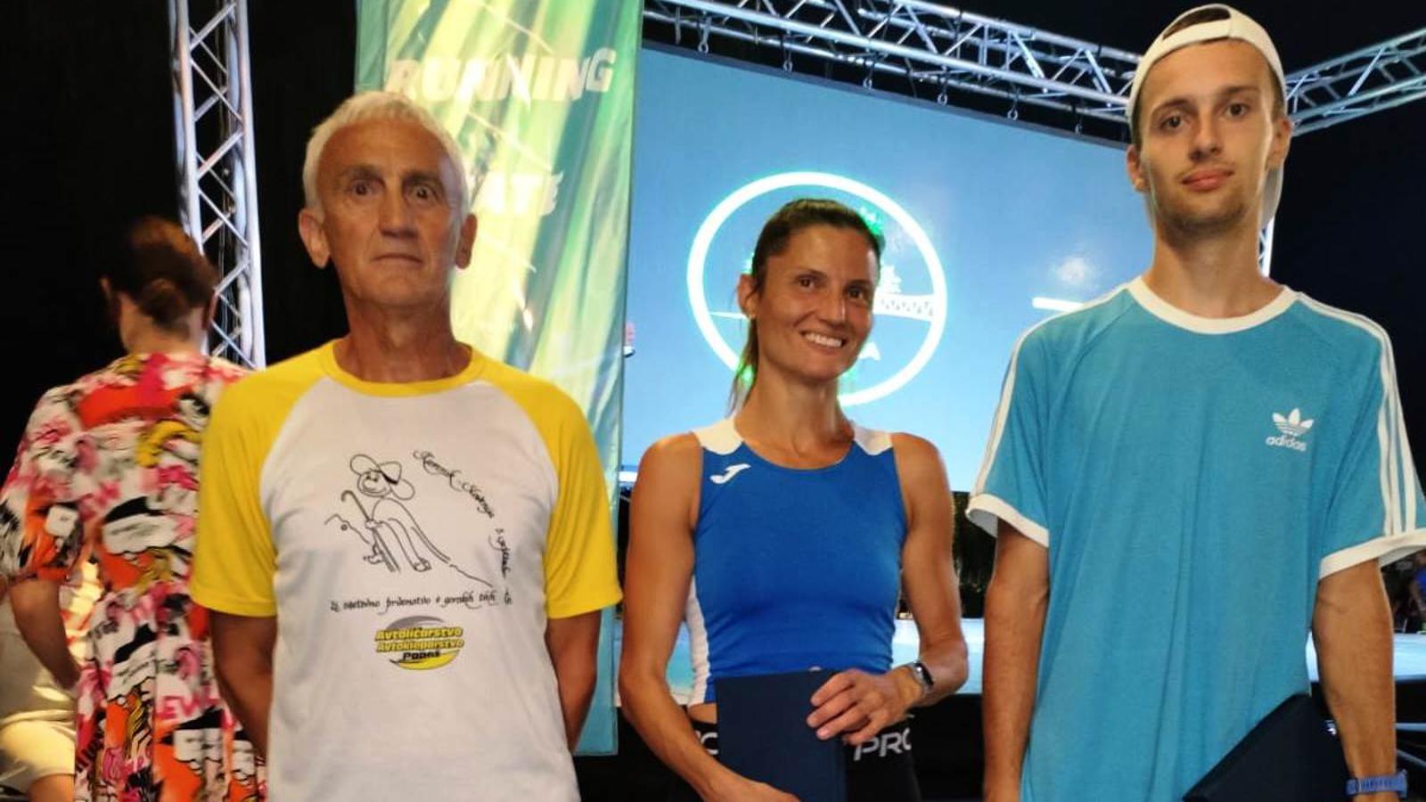 S lijeva: Ante Šeremet (trener), Manda Orkić i Zrinoslav Kekez