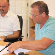 Hrvoje Andrić i Ivica Bodiša potpisuju Ugovor